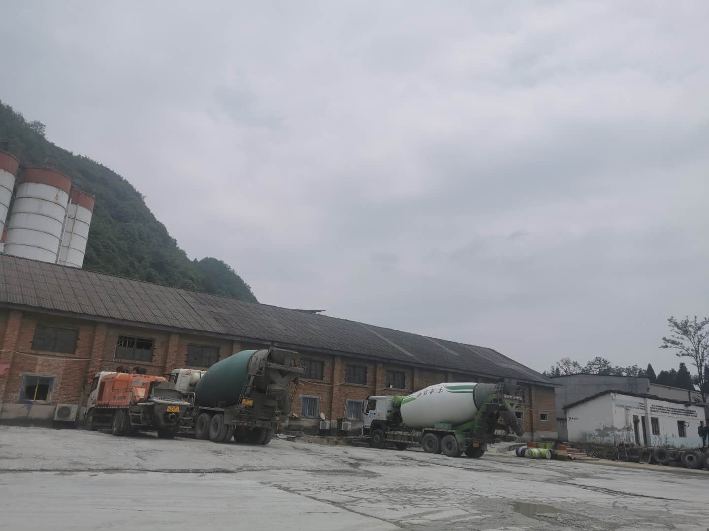 一文淺述輕質(zhì)混泥土在路橋領(lǐng)域的應用